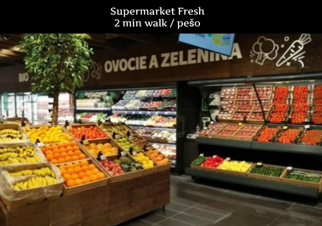 S8 Luxury OldTown Apartment - Foodstore photo 3