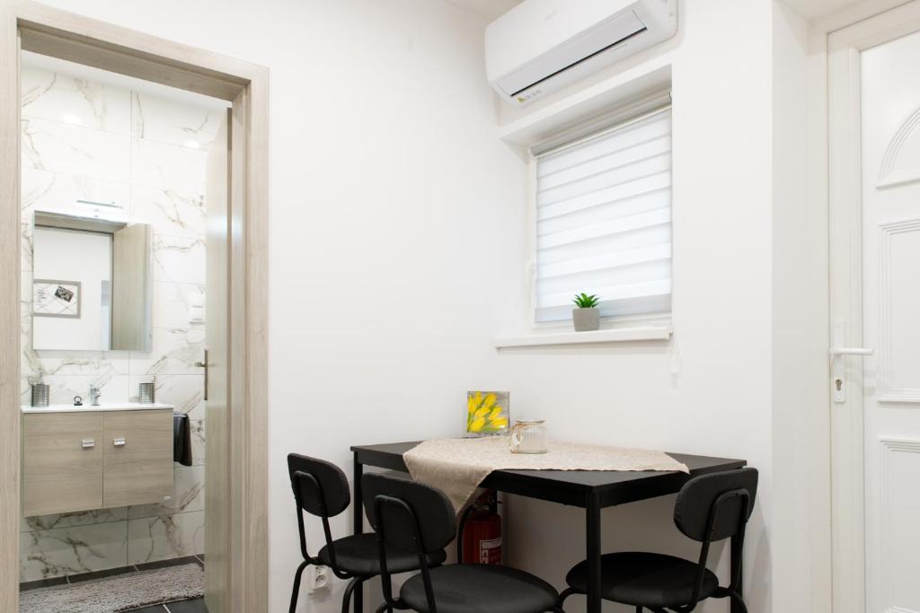 The Central Border Premium Apartment photo 3