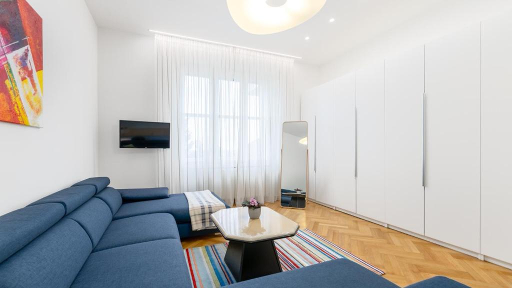Palisady Charm - Stylish High Ceiling — photo 1