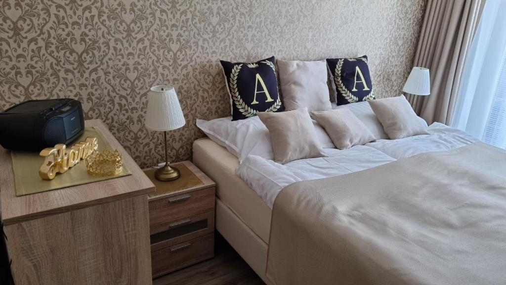 Royal Adela Luxury Apartment — photo 1
