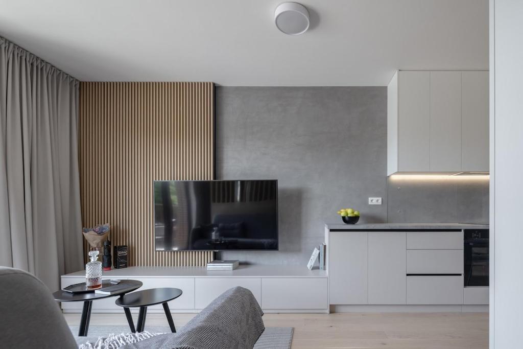 ZWIRNovka-brand new apartment with free parking — photo 1