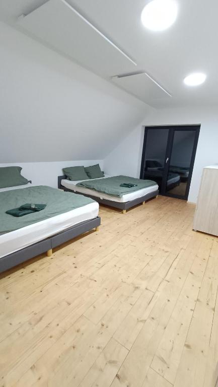 SuperChata sk - Moderné ubytovanie pod Sninským kameňom photo 2