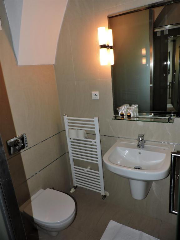Hotel Zámok Topoľčianky photo 3