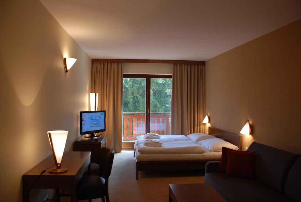 Hotel Rozsutec photo 2