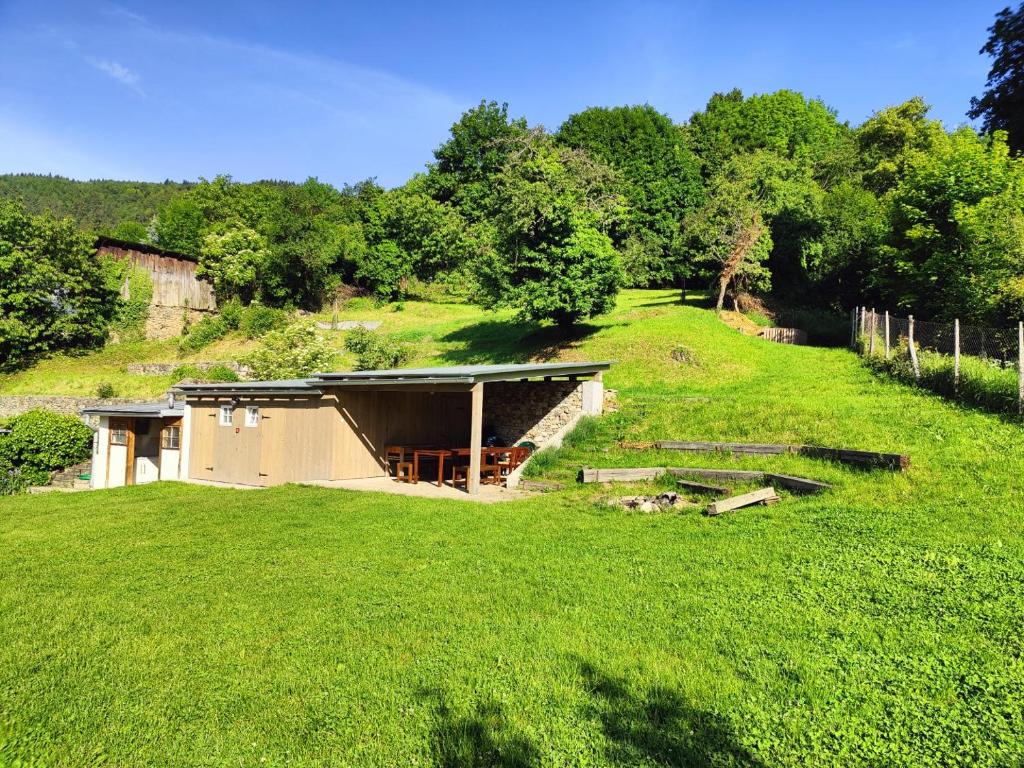 Stanovanie pod Starým zámkom - Camping — photo 1