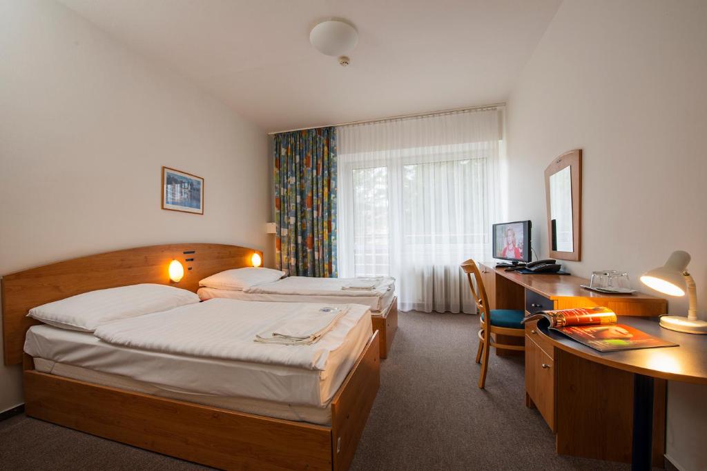 Hotel SOREA MÁJ photo 2