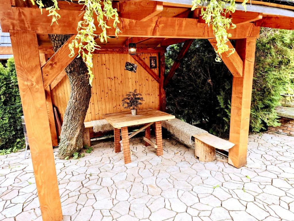 Chalupa Červená Karkulka photo 3