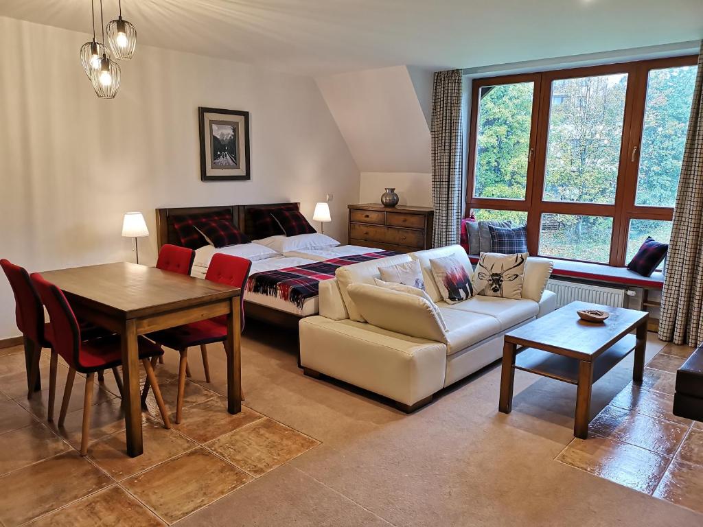 Family apartment in Tatranska Lomnica — photo 1