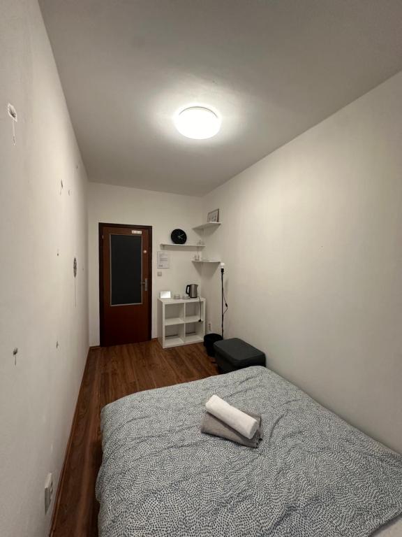 Room 1 km from center photo 2