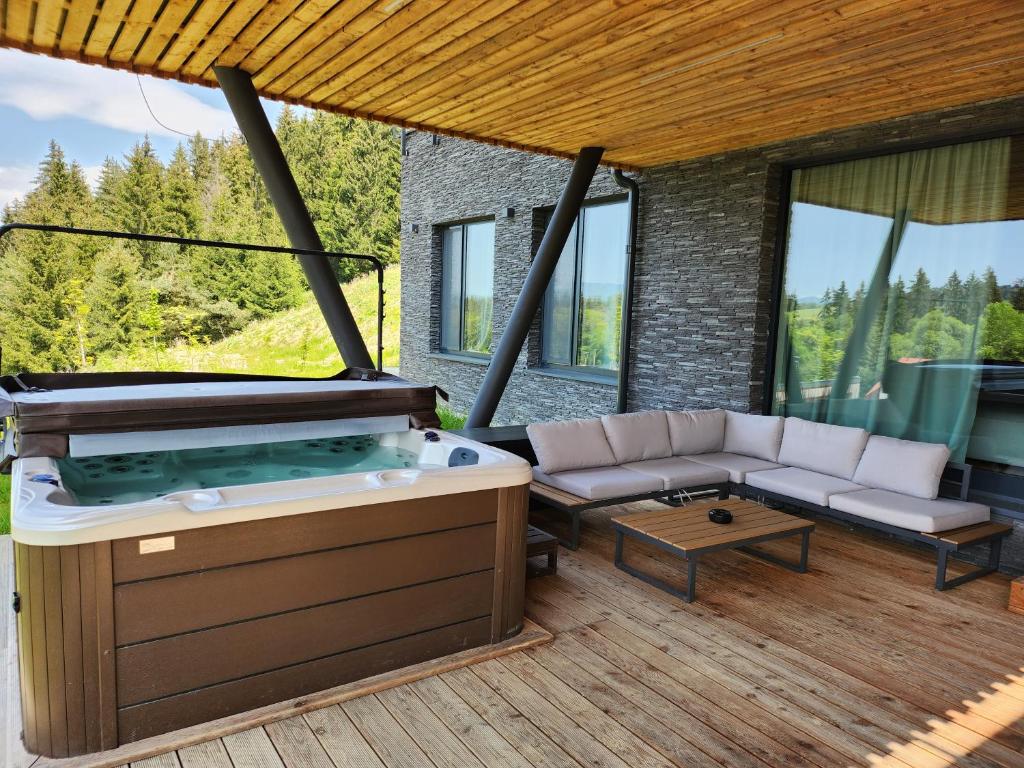 SKRI Chalets photo 3
