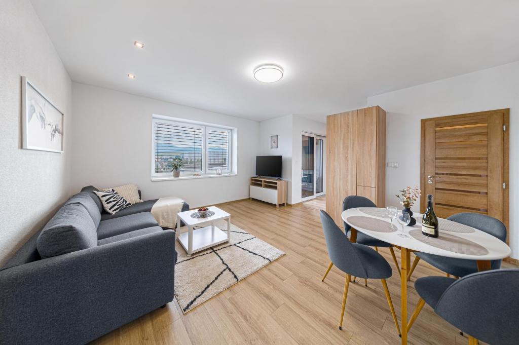 Tower Apartments Orchid & Amber — photo 1