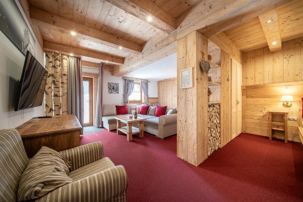 Tatrachalet Lomnica Rent photo 3