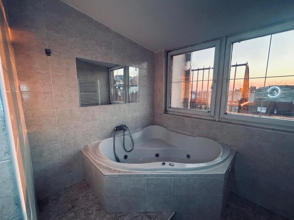 Romantic getaway in Oldtown with perfect view photo 3