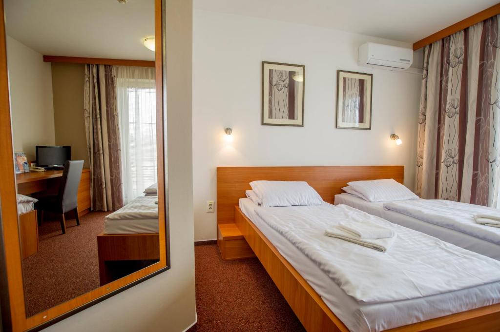 Wellness Hotel Thermal photo 2