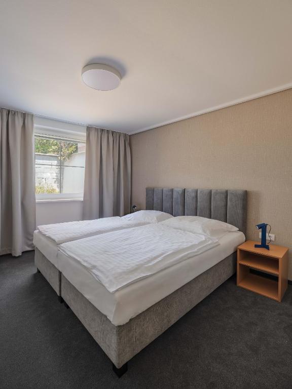 Hotel Taxis Bratislava - New rooms — photo 1