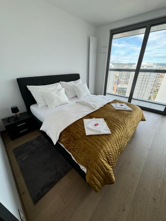 Eurovea tower 31 Floor Sky apartment photo 2