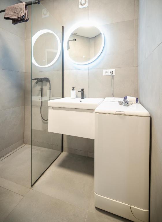 Modern Apartment in Historic City Center Old Town Bratislava photo 3