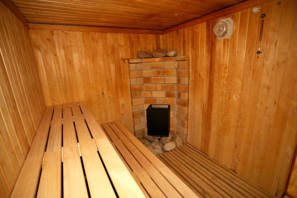 Booking.com online hotel reservations photo 3