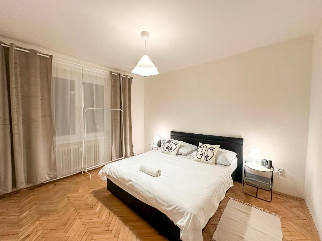 Simcity 2 I 3BR in city center w free parking photo 3
