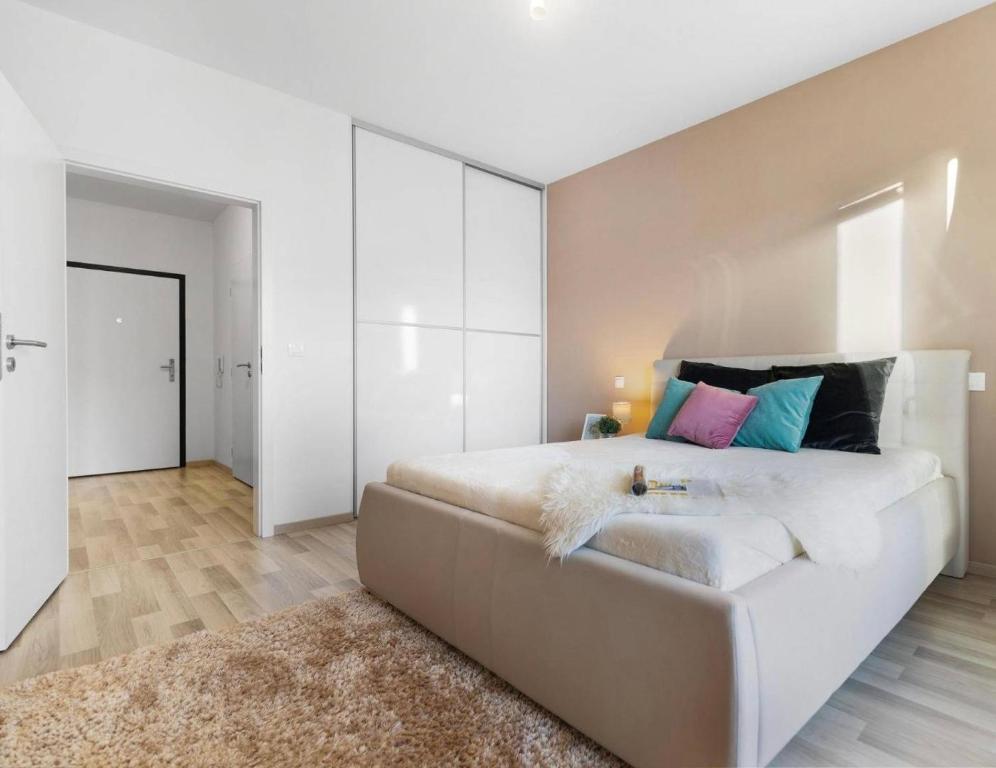 Sunflower - Modern large charming apartment with balcony photo 2