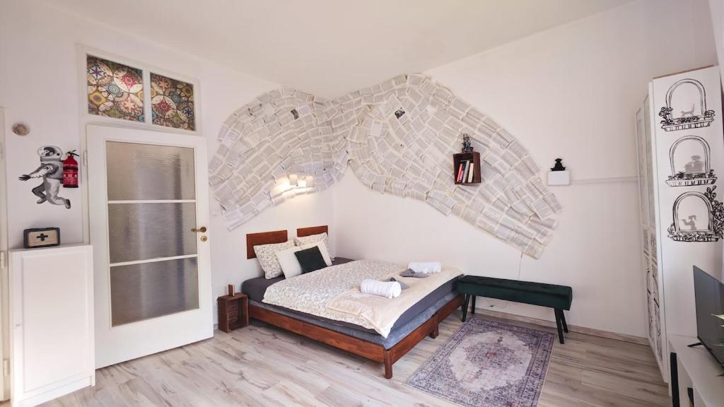 Studio Old town w Balcony only 5 min Danube river photo 2