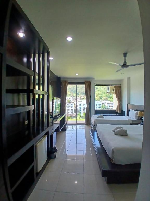 SM Patong Resort photo 2