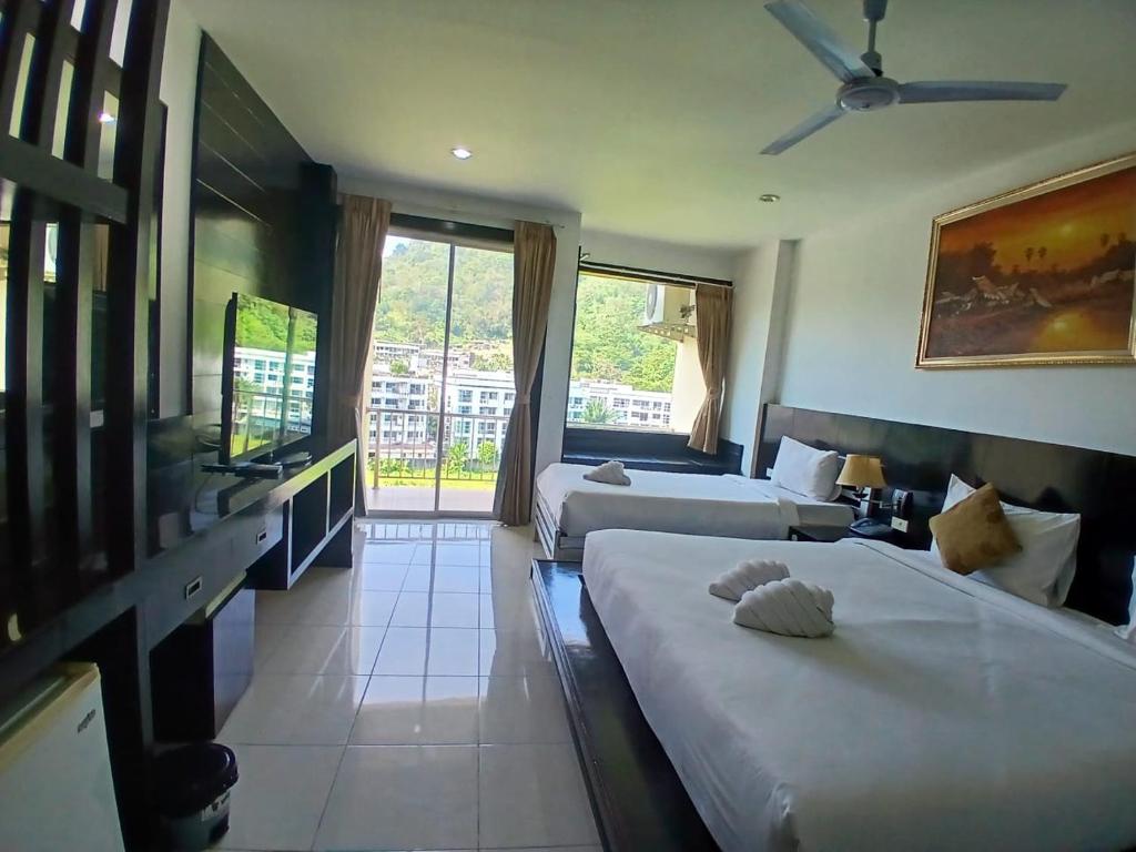 SM Patong Resort photo 3