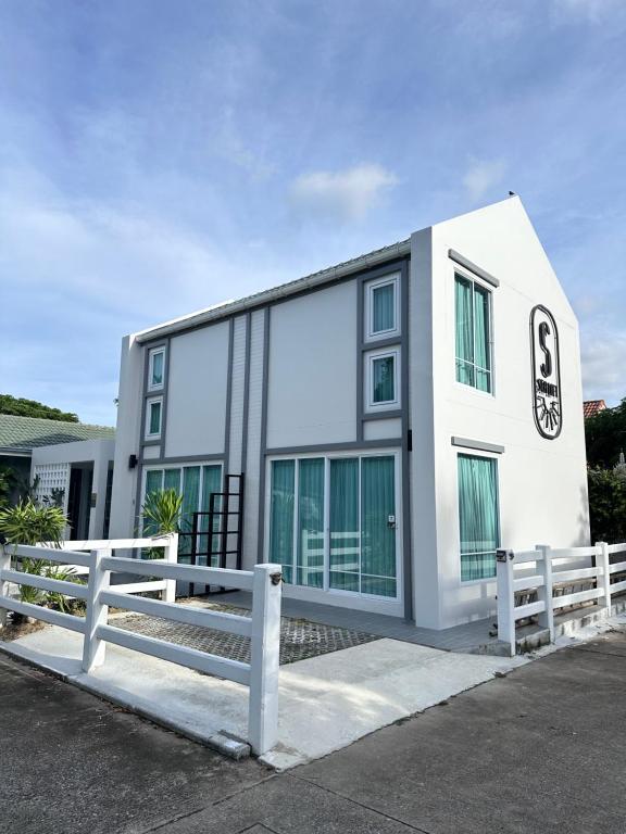 Sealoft photo 2