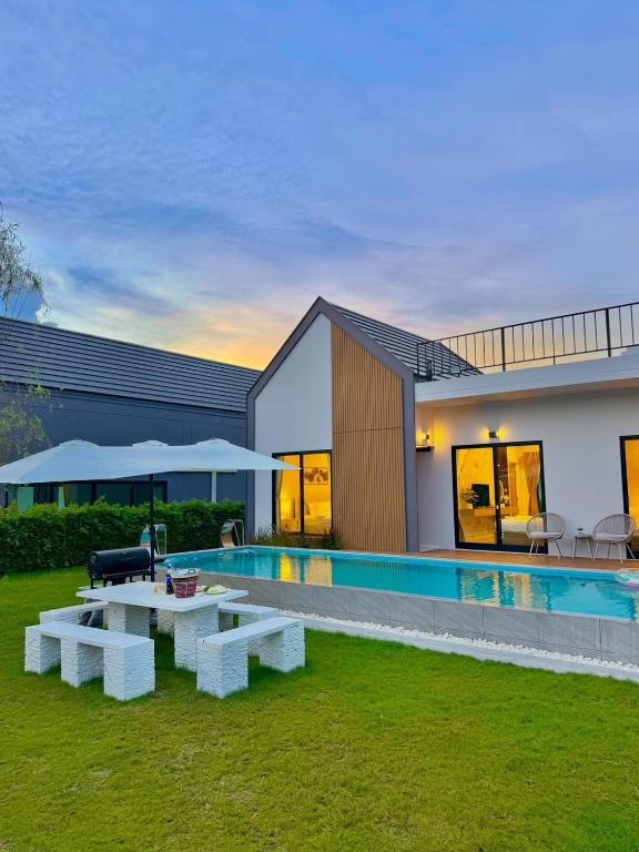 Relax Pool Villa Khaoyai - รีแล็กซ์พูลวิลล่าเขาใหญ่ photo 3