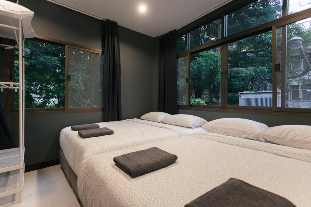 S2 Silom Large room 4-6 guests Full kitchen WIFI photo 2