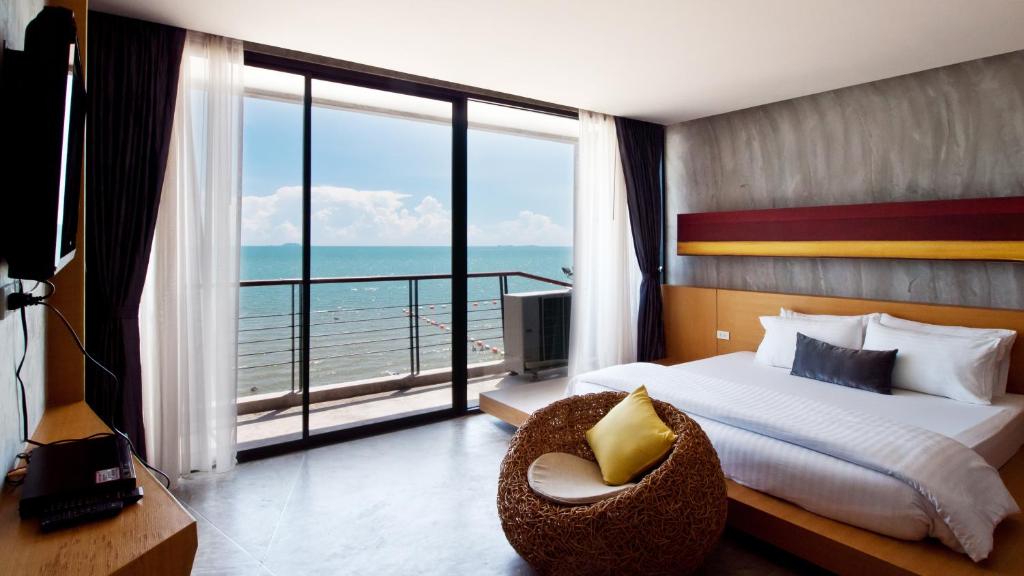 The Now Hotel photo 3
