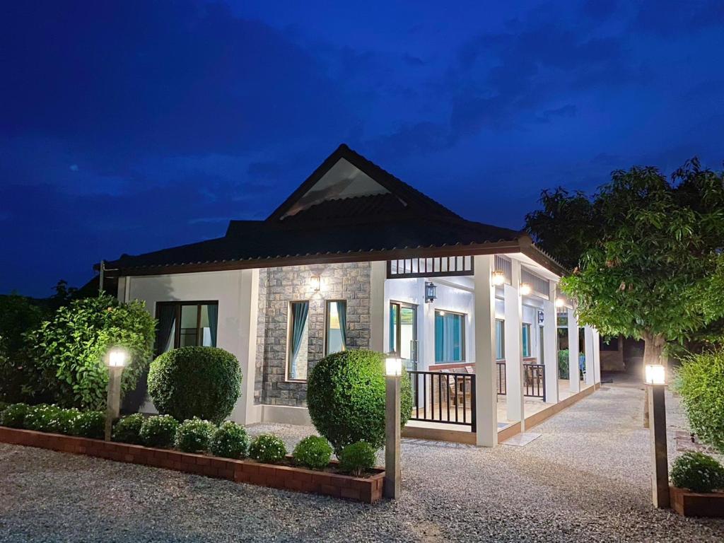 Sanaepatan Home Resort - เสน่ห์ป่าตาล โฮม รีสอร์ต — photo 1