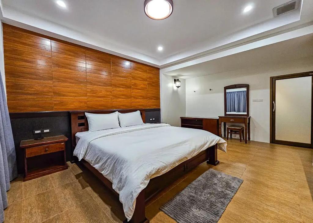 Sanaepatan Home Resort - เสน่ห์ป่าตาล โฮม รีสอร์ต photo 2