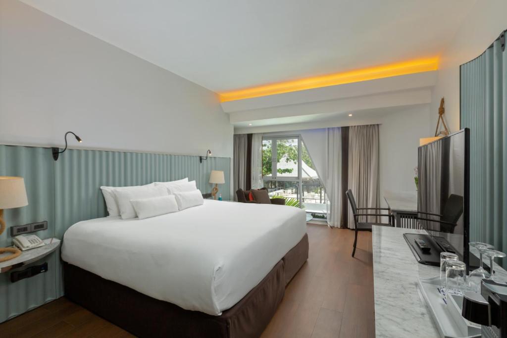 The Boathouse Phuket-SHA Plus photo 2