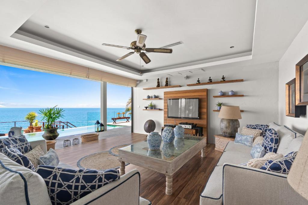 Villa Samayra - An Oceanfront Pool Villa — photo 1