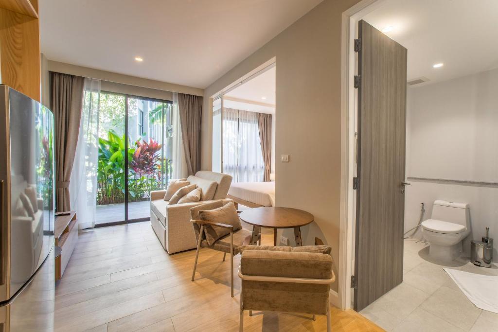 1bdr Pool Access Apartment Bangtao #5103 photo 3