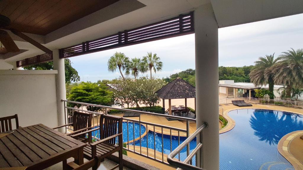 Spacious apartment with Ocean view in Panwa photo 3