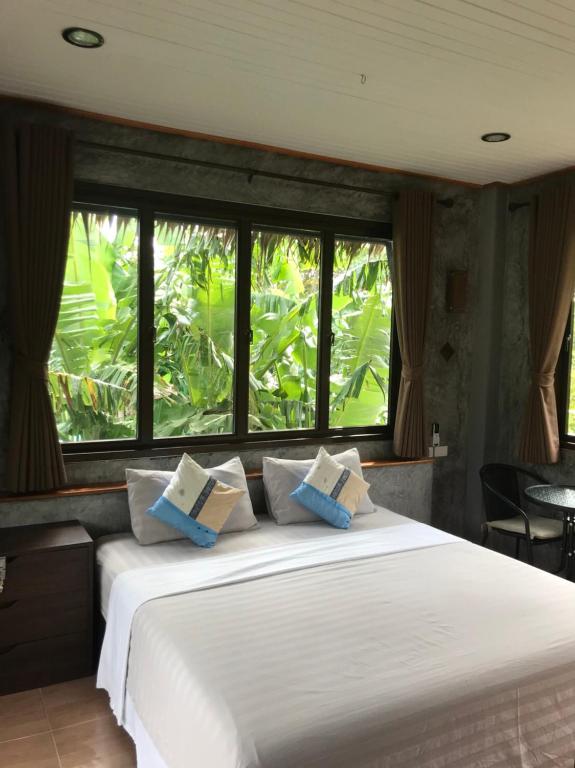 Thai Terrace Bungalow photo 2