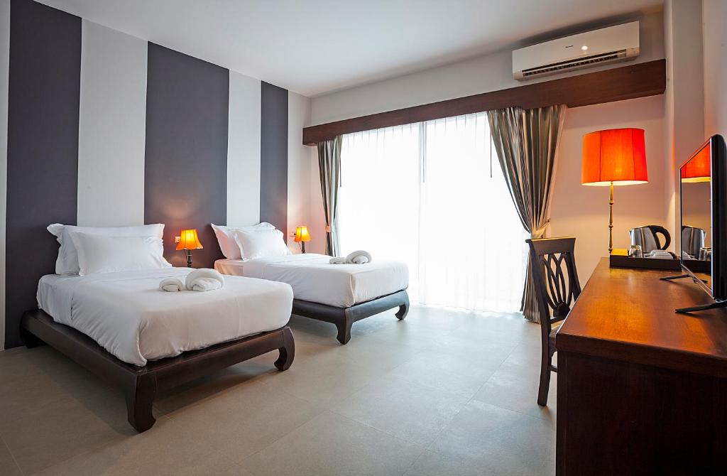 The Bridge Residence Hotel photo 2
