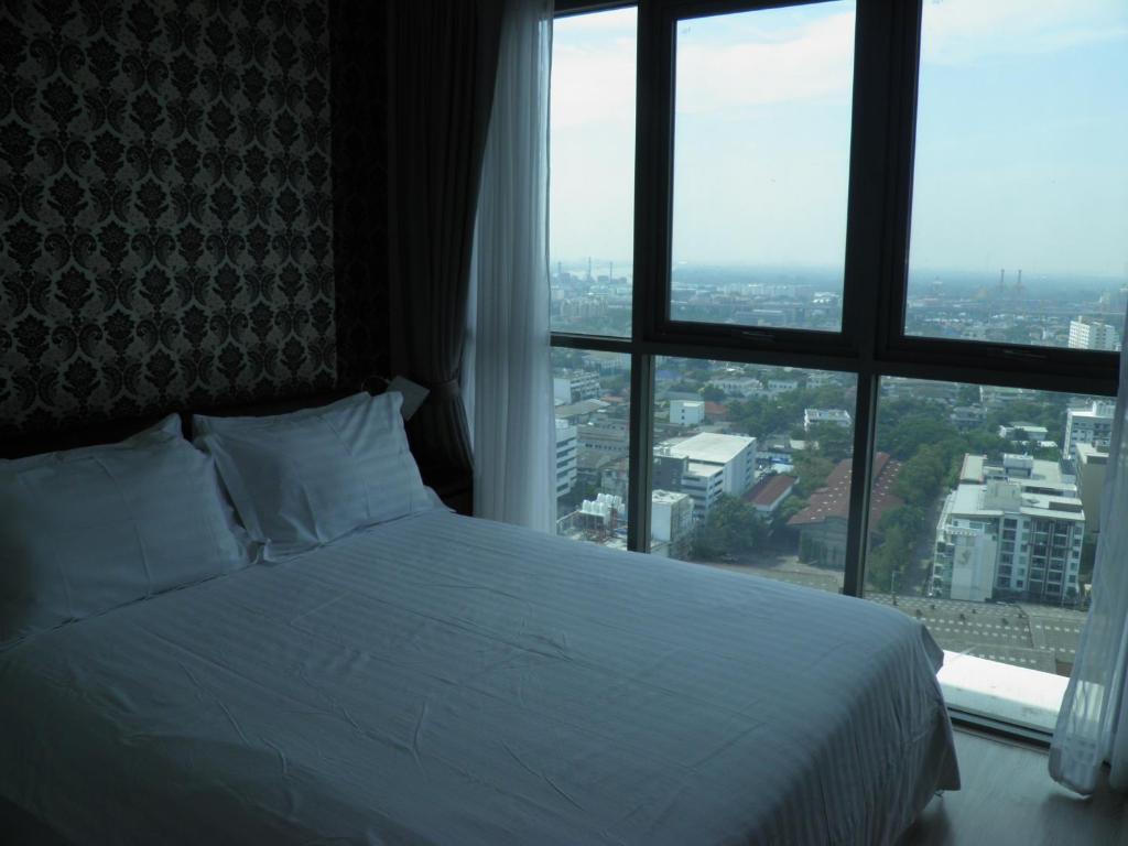 The SkyHouse Duplex - Luxury Home photo 2