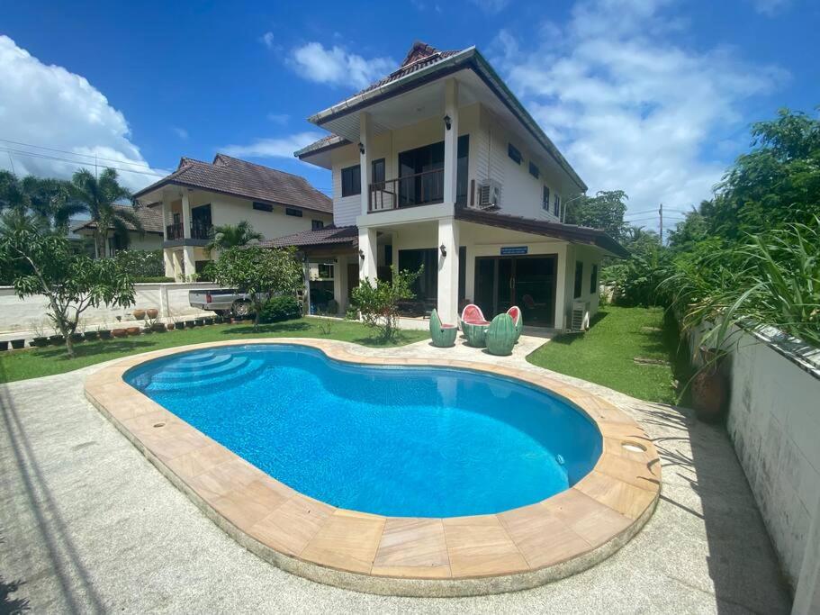 Thai style 3 bedroom pool house. — photo 1