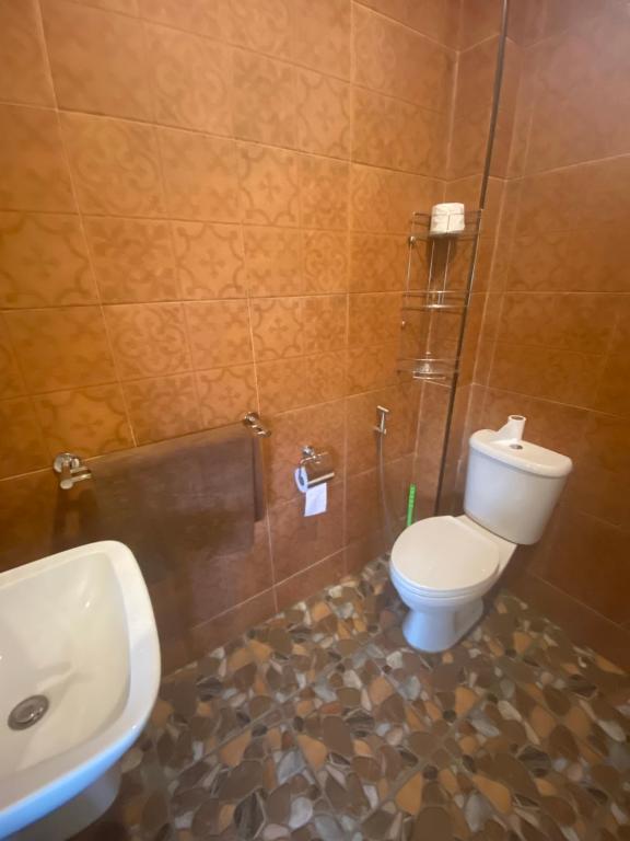 Thai style 3 bedroom pool house. photo 3