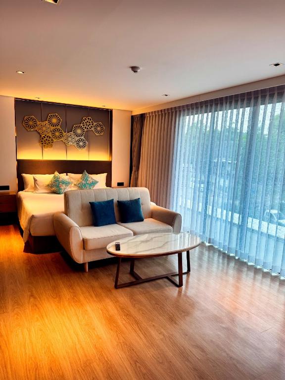 New stylish studio in La Vita 5 photo 2