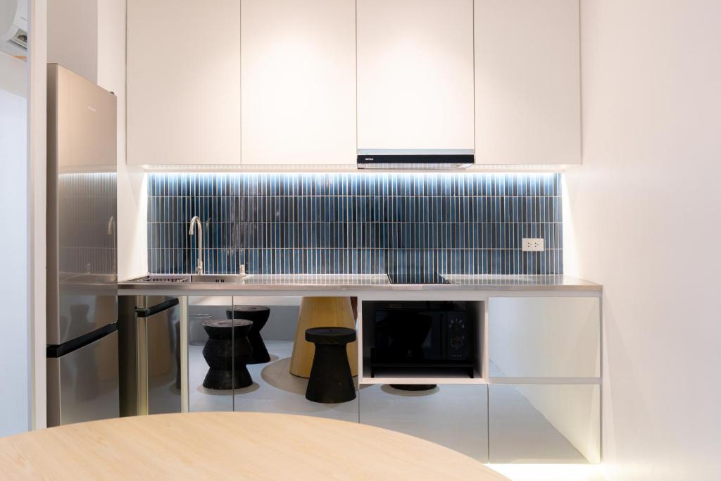 Stylish 3BR Penthouse in the Heart of Nimman 305sqm photo 3