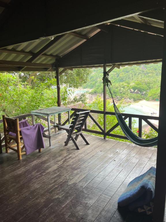 Silver cliff photo 2