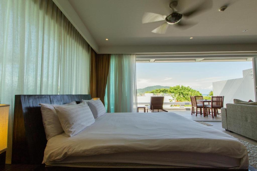 Dahlia 2 Bedroom Amazing Seaview photo 2