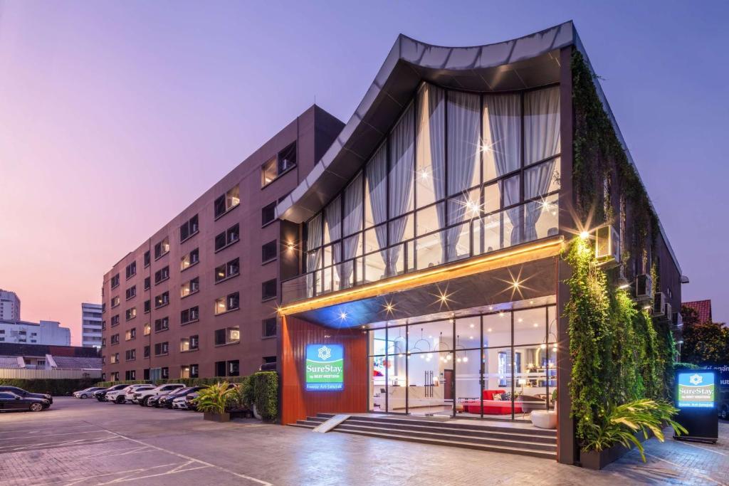 SureStay by Best Western Iconic Ari-Jatujak — photo 1