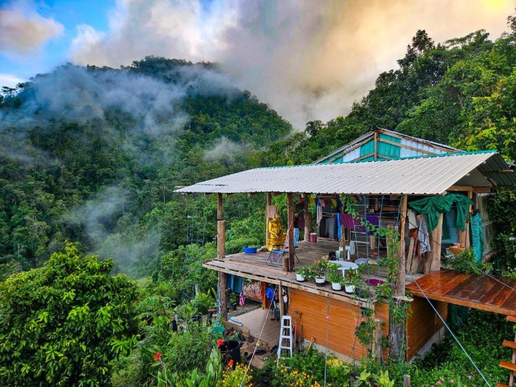 Salawin Fruit Jungle Farmstay photo 2