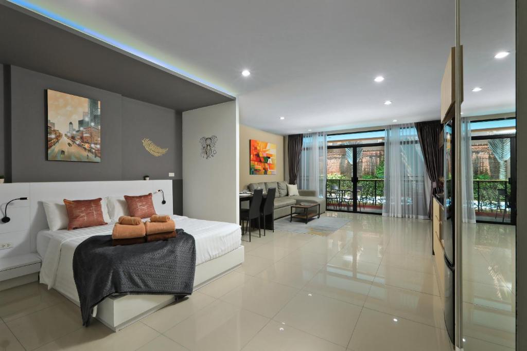 1bdr Pool Access Studio on NaiHarn Beach by Capital Pro — photo 1