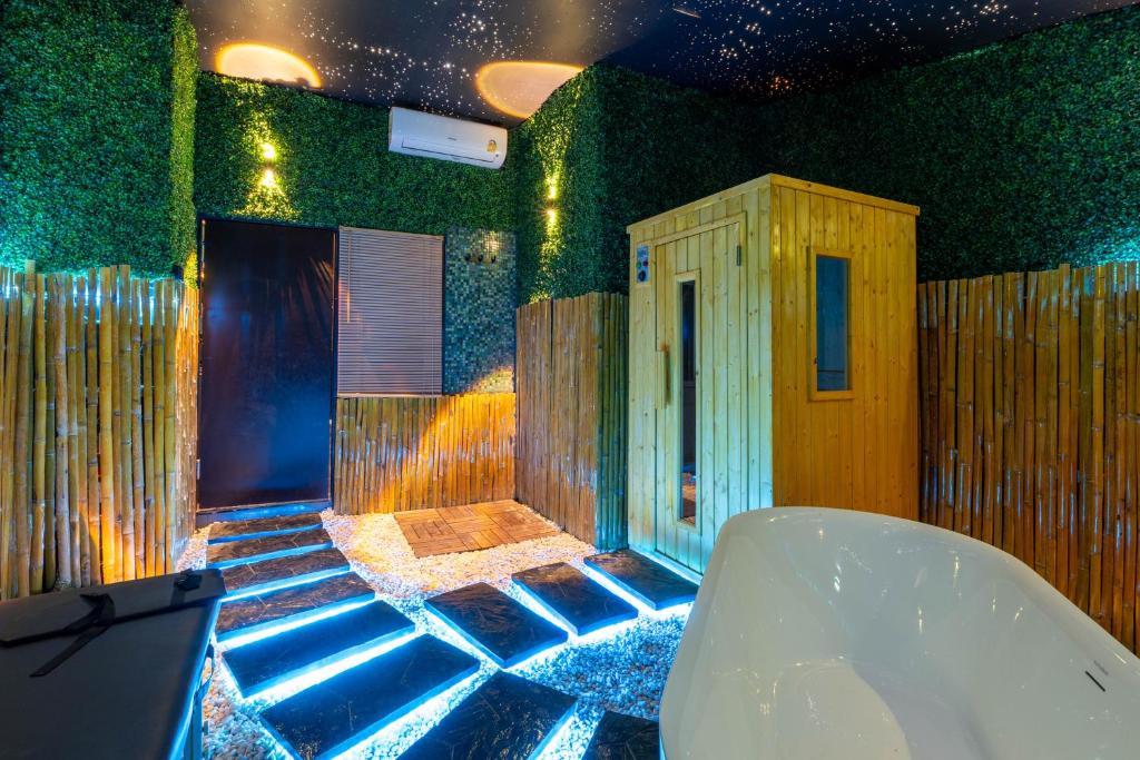 The Jungle Villa Khophai Pattaya Center 5 Bedroom photo 3